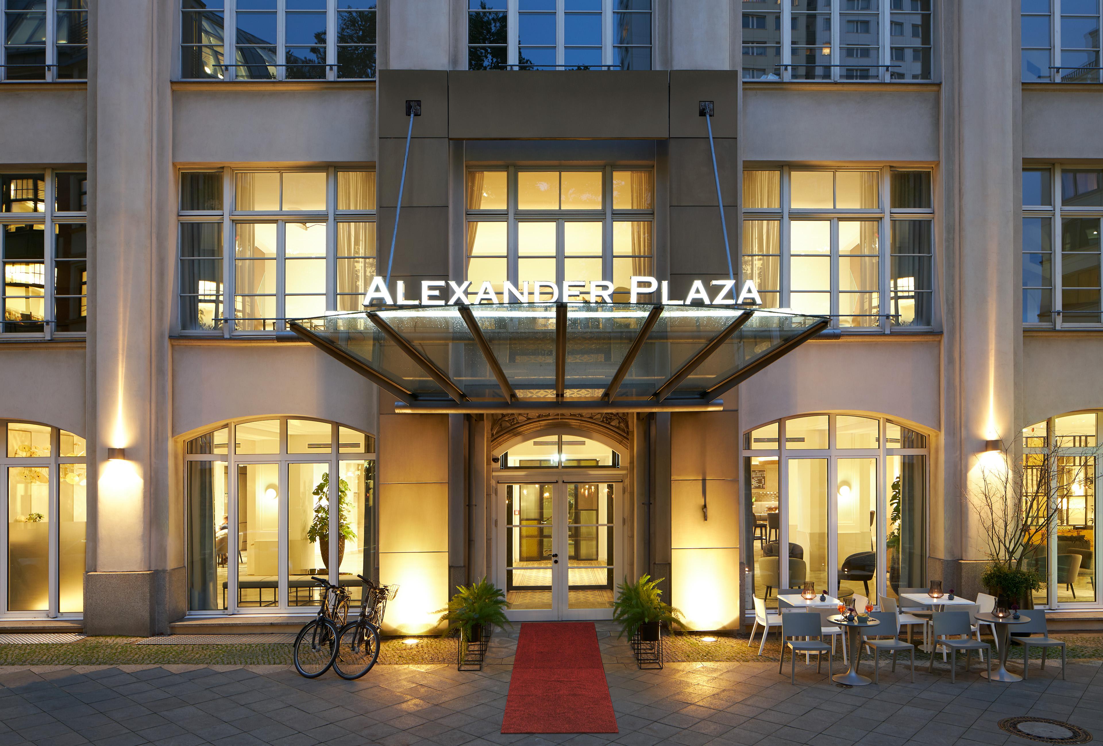 Classik Alexander Plaza Hotel 4*