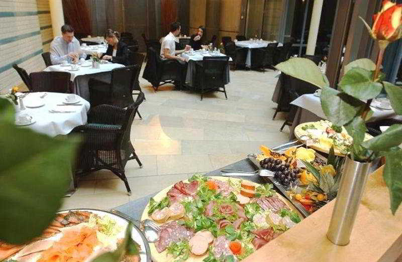 Classik Alexander Plaza Hotel 4*